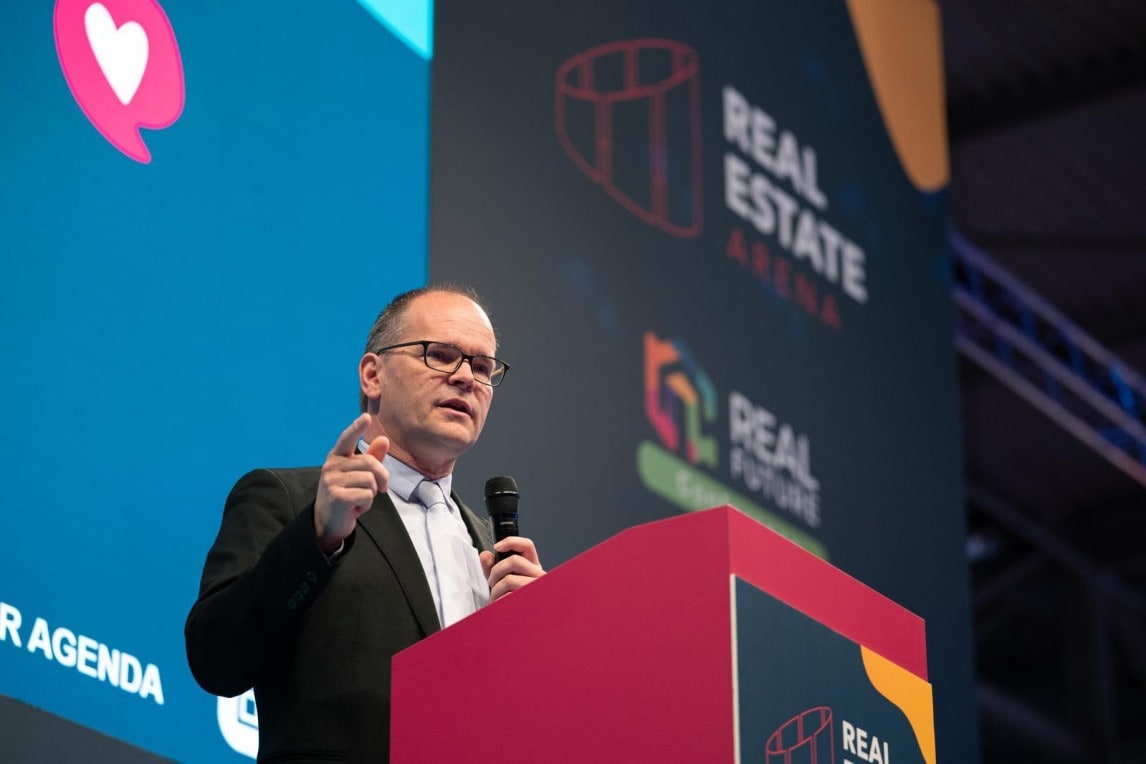 Real Estate Arena
